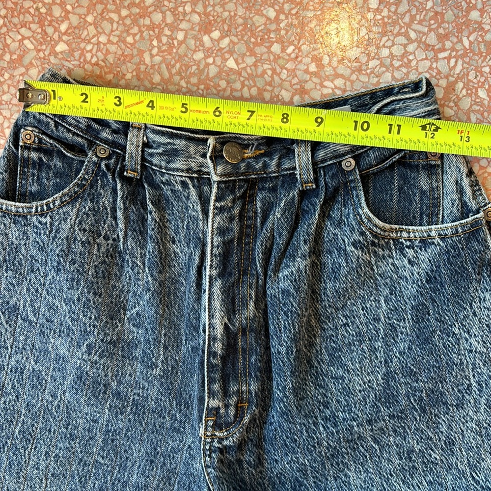 Vintage 1980’s Sasson Acid/Stone Washed High Waisted Pinstriped Jeans - Picture 15 of 16